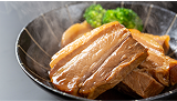 お昼ご飯！琉球王朝風料理をいただきます。